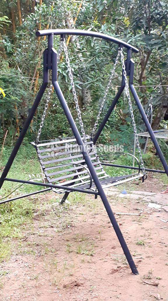 Garden Swing (ඔන්චිල්ලාව)